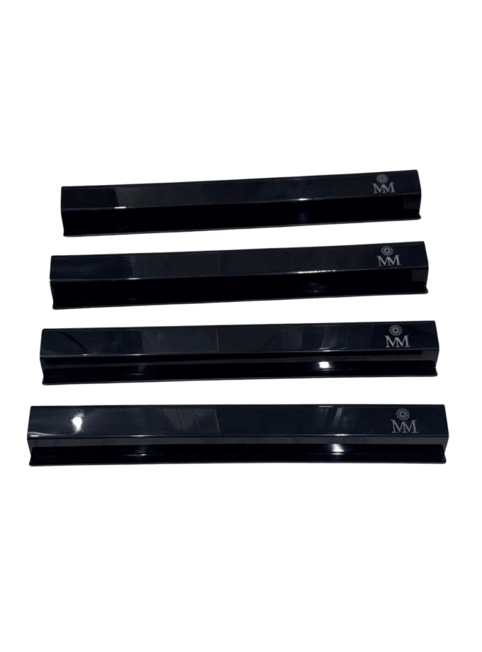 Acrylic Racks With Magnetic Pusher